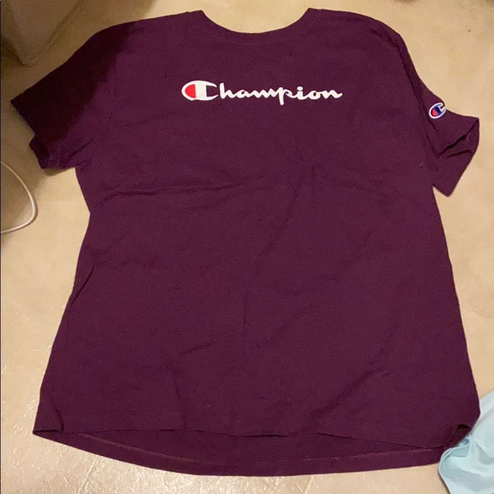 5/$25😊 champion tee